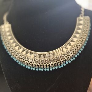 Chic Silvertone and Turquoise Statement Necklace And Earrings